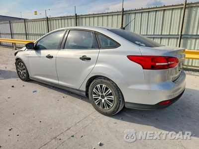Drugie zdjęcie samochodu z przodu: 2016 FORD FOCUS S VIN:1FADP3E22GL225088 - miniatura