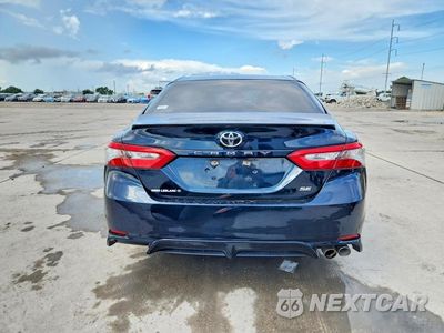 Zdjęcie 6 z 13 samochodu: 2018 TOYOTA CAMRY SE VIN:4T1B11HK6JU595315 - miniatura