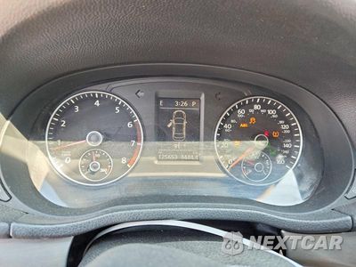 Zdjęcie 9 z 12 samochodu: 2014 VOLKSWAGEN PASSAT SE VIN:1VWBS7A36EC115046 - miniatura