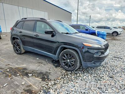 Czwarte zdjęcie samochodu z boku: 2014 JEEP CHEROKEE LATITUDE VIN:1C4PJLCS3EW314045 - miniatura