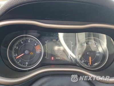 Zdjęcie 9 z 13 samochodu: 2016 JEEP CHEROKEE LATITUDE VIN:1C4PJLCB8GW177204 - miniatura