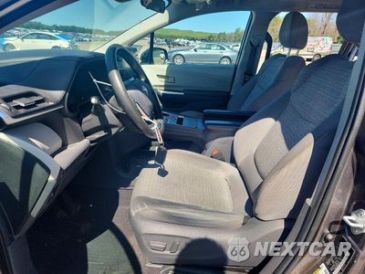 Zdjęcie 7 z 13 samochodu: 2021 TOYOTA SIENNA LE VIN:5TDKRKEC3MS030299 - miniatura