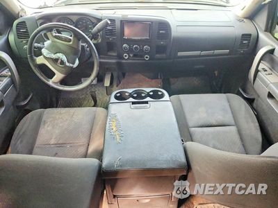 Zdjęcie 8 z 13 samochodu: 2010 GMC SIERRA C1500 SLE VIN:3GTRCVE00AG109107 - miniatura