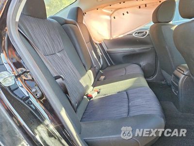 Zdjęcie 10 z 12 samochodu: 2019 NISSAN SENTRA SV VIN:3N1AB7AP3KY273089 - miniatura