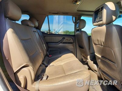 Zdjęcie 11 z 13 samochodu: 2002 TOYOTA SEQUOIA LIMITED VIN:5TDZT38A82S071850 - miniatura