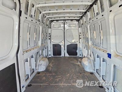 Zdjęcie 10 z 13 samochodu: 2021 MERCEDES-BENZ SPRINTER 2500 DELIVERY VAN VIN:W1W40CHY3MT055015 - miniatura