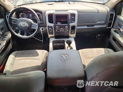 Zdjęcie 8 z 12 samochodu: 2017 RAM 1500 SLT VIN:1C6RR6LMXHS747398 - miniatura