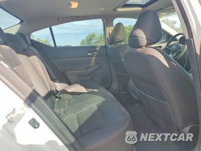 Zdjęcie 10 z 12 samochodu: 2021 NISSAN ALTIMA SR VIN:1N4BL4CW3MN356268 - miniatura