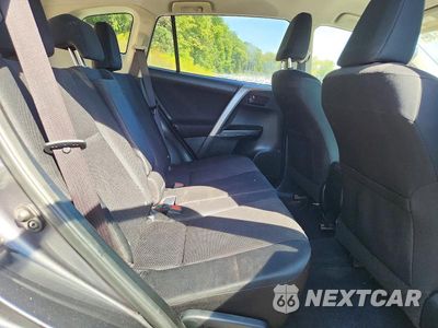 Zdjęcie 11 z 13 samochodu: 2016 TOYOTA RAV4 LE VIN:JTMBFREV5GJ071781 - miniatura
