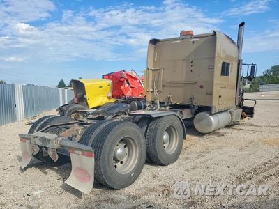 Trzecie zdjęcie samochodu z tyłu: 2013 PETERBILT 386 SEMI TRUCK VIN:1XPHD49X6DD174005 - miniatura