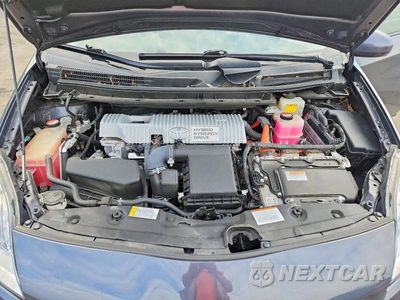 Zdjęcie 11 z 13 samochodu: 2015 TOYOTA PRIUS TWO VIN:JTDKN3DU3F0463588 - miniatura