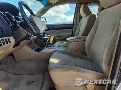 Zdjęcie 7 z 13 samochodu: 2010 TOYOTA TACOMA BASE VIN:5TETX4CN7AZ694503 - miniatura