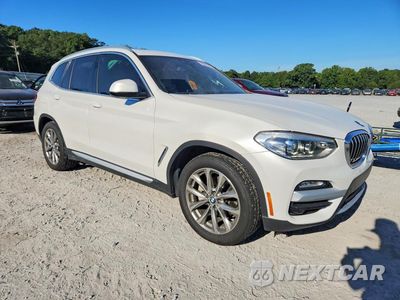 Czwarte zdjęcie samochodu z boku: 2019 BMW X3 SDRIVE30I VIN:5UXTR7C51KLR47275 - miniatura