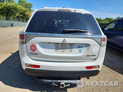 Zdjęcie 6 z 13 samochodu: 2014 MITSUBISHI OUTLANDER SE VIN:JA4AD3A30EZ014061 - miniatura