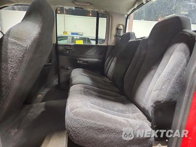 Zdjęcie 10 z 12 samochodu: 2004 DODGE DAKOTA QUAD SPORT VIN:1D7HG38K34S683351 - miniatura
