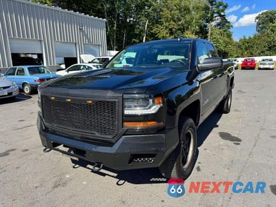 2017 CHEVROLET SILVERADO K1500 LT 1GCVKREC0HZ210919 - główne zdjęcie licytacji z USA - miniatura