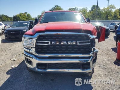 Piąte zdjęcie samochodu w środku: 2024 RAM 2500 BIG HORN VIN:3C6UR5DJ4RG405821 - miniatura