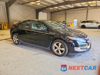 Czwarte zdjęcie samochodu z boku: 2013 CHEVROLET VOLT VIN:1G1RB6E49DU121889 - miniatura