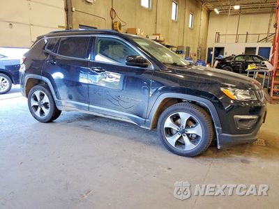 Czwarte zdjęcie samochodu z boku: 2018 JEEP COMPASS LATITUDE VIN:3C4NJDBB9JT113331 - miniatura