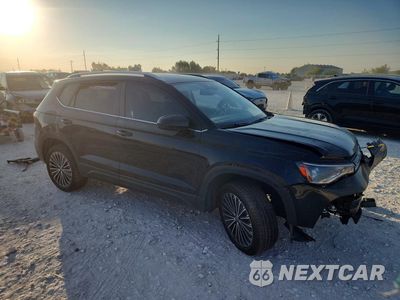 Czwarte zdjęcie samochodu z boku: 2025 VOLKSWAGEN TAOS SE VIN:3VVSC7B28SM081175 - miniatura