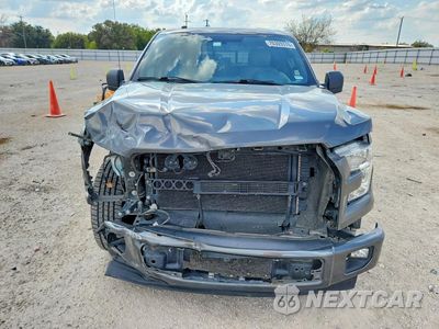 Piąte zdjęcie samochodu w środku: 2017 FORD F150 SUPERCREW VIN:1FTEW1CF2HFA34430 - miniatura