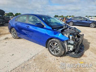 Czwarte zdjęcie samochodu z boku: 2024 KIA FORTE LXS VIN:3KPF24AD0RE774671 - miniatura