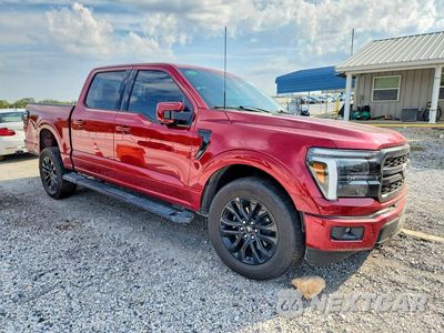 Czwarte zdjęcie samochodu z boku: 2026 FORD F150 LARIAT VIN:1FTFW5L58TFA01539 - miniatura