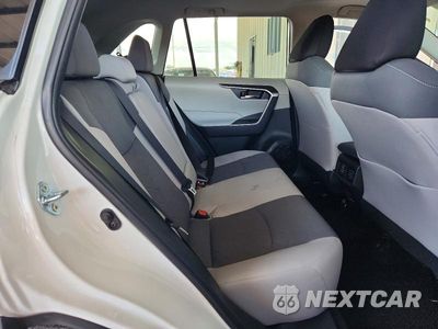 Zdjęcie 11 z 13 samochodu: 2024 TOYOTA RAV4 XLE VIN:2T3W1RFV3RW335101 - miniatura
