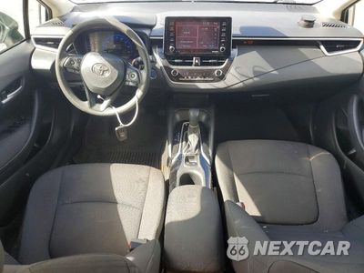 Zdjęcie 8 z 12 samochodu: 2021 TOYOTA COROLLA LE VIN:JTDEAMDE8MJ031755 - miniatura