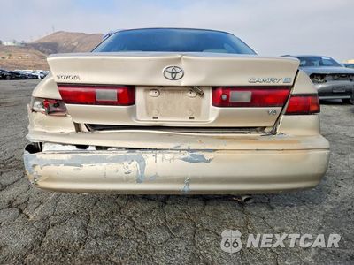 Zdjęcie 6 z 12 samochodu: 1998 TOYOTA CAMRY XLE V6 VIN:JT2BF28K2W0087068 - miniatura