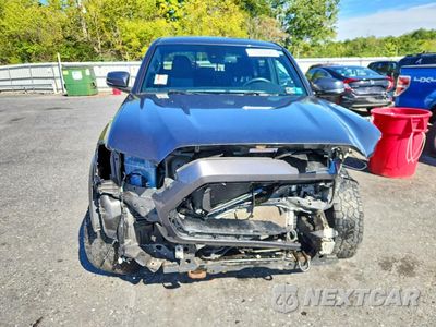 Piąte zdjęcie samochodu w środku: 2020 TOYOTA TACOMA TRD OFF-ROAD VIN:3TMCZ5AN0LM303632 - miniatura