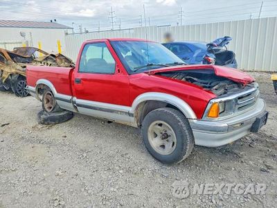 Czwarte zdjęcie samochodu z boku: 1997 CHEVROLET S TRUCK S10 VIN:1GCCS14X0V8117395 - miniatura
