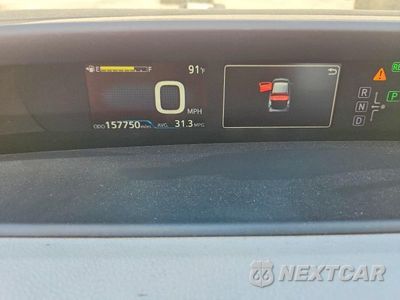Zdjęcie 9 z 12 samochodu: 2017 TOYOTA PRIUS THREE TOURING VIN:JTDKARFU2H3049022 - miniatura
