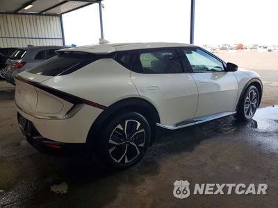Trzecie zdjęcie samochodu z tyłu: 2024 KIA EV6 WIND VIN:KNDC3DLC1R5188111 - miniatura