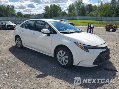 Czwarte zdjęcie samochodu z boku: 2026 TOYOTA COROLLA HYBRID LE VIN:JTDBDMHE4T3030075 - miniatura