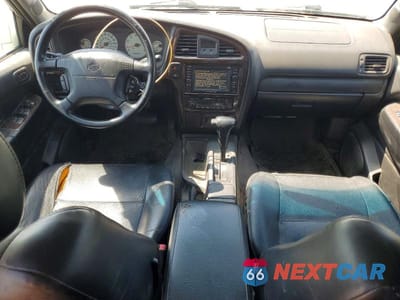 Zdjęcie 8 z 12 samochodu: 2001 NISSAN PATHFINDER SE VIN:JN8DR09X71W572323 - miniatura