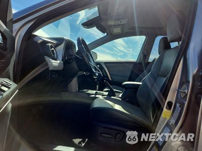 Zdjęcie 7 z 12 samochodu: 2018 TOYOTA RAV4 LIMITED VIN:JTMDFREV9JD229926 - miniatura