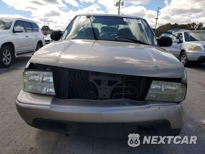 Piąte zdjęcie samochodu w środku: 2001 GMC SONOMA VIN:1GTCS195718173576 - miniatura