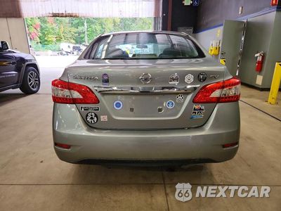 Zdjęcie 6 z 12 samochodu: 2013 NISSAN SENTRA S VIN:3N1AB7AP9DL745053 - miniatura