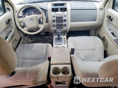 Zdjęcie 8 z 13 samochodu: 2012 FORD ESCAPE XLT VIN:1FMCU0D75CKB00964 - miniatura