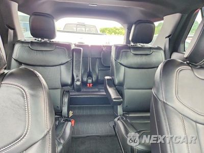 Zdjęcie 10 z 14 samochodu: 2023 FORD EXPLORER ST VIN:1FM5K8GC3PGC08210 - miniatura