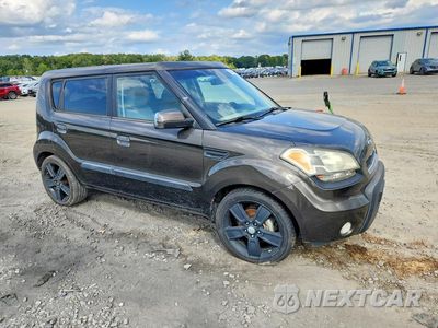 Czwarte zdjęcie samochodu z boku: 2010 KIA SOUL + VIN:KNDJT2A28A7146825 - miniatura