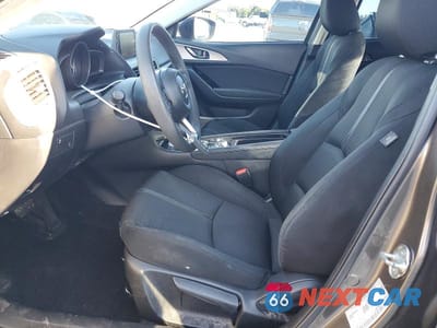 Zdjęcie 7 z 12 samochodu: 2017 MAZDA 3 SPORT VIN:3MZBN1U75HM157634 - miniatura