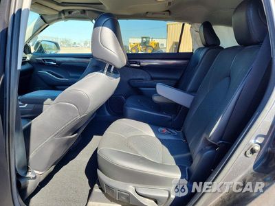 Zdjęcie 11 z 13 samochodu: 2021 TOYOTA HIGHLANDER LIMITED VIN:5TDDZRBH9MS069819 - miniatura