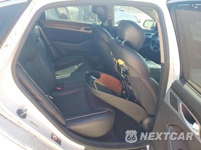 Zdjęcie 10 z 12 samochodu: 2015 HYUNDAI GENESIS 5.0L VIN:KMHGN4JF0FU025911 - miniatura