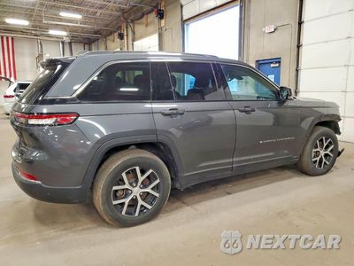 Trzecie zdjęcie samochodu z tyłu: 2023 JEEP GRAND CHEROKEE LIMITED VIN:1C4RJHBGXP8895599 - miniatura