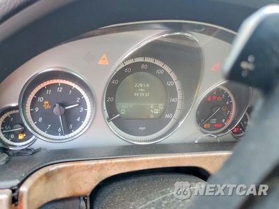 Zdjęcie 9 z 12 samochodu: 2010 MERCEDES-BENZ E 350 VIN:WDDHF5GB8AA206285 - miniatura