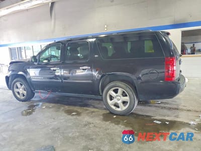 Drugie zdjęcie samochodu z przodu: 2008 CHEVROLET SUBURBAN K1500 LS VIN:3GNFK16388G300427 - miniatura