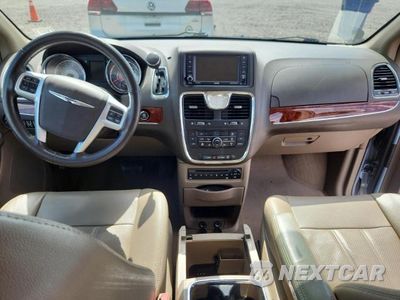 Zdjęcie 8 z 13 samochodu: 2013 CHRYSLER TOWN & COUNTRY TOURING L VIN:2C4RC1CGXDR589843 - miniatura