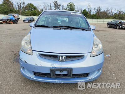 Piąte zdjęcie samochodu w środku: 2008 HONDA FIT VIN:JHMGD38428S002357 - miniatura